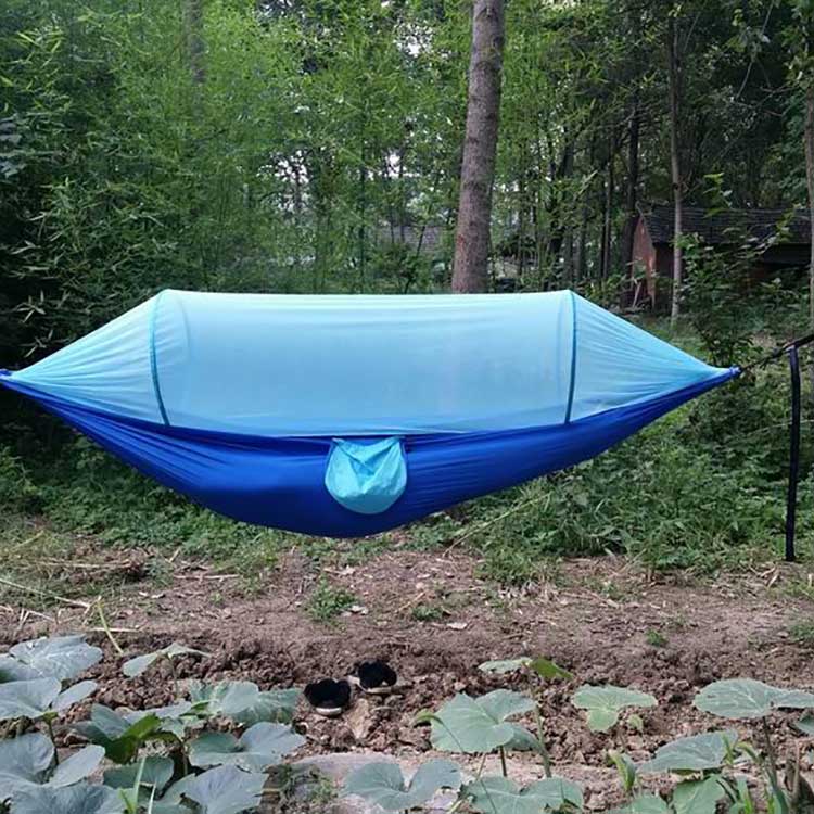 Enjoy the Outdoors with a Camping Hammock